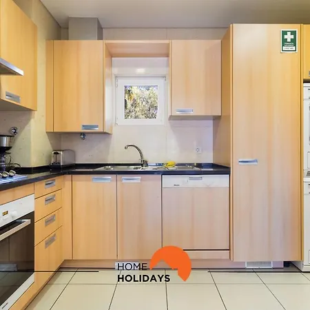 Apartment #140 Quinta Da Barracuda D11 Flat By Holidays *